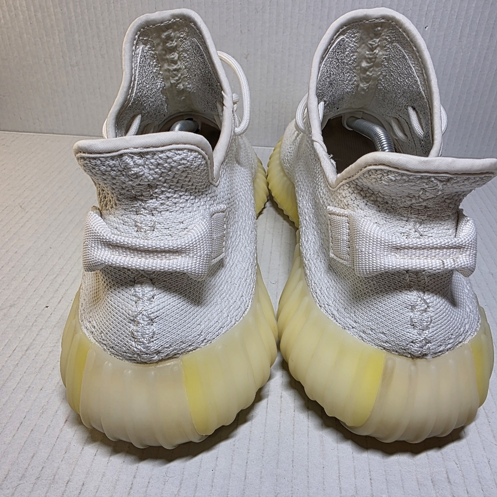 Adidas Yeezy Boost 350 V2 Cream Triple White Low Sneakers Mens Size 12 - Picture 2 of 8